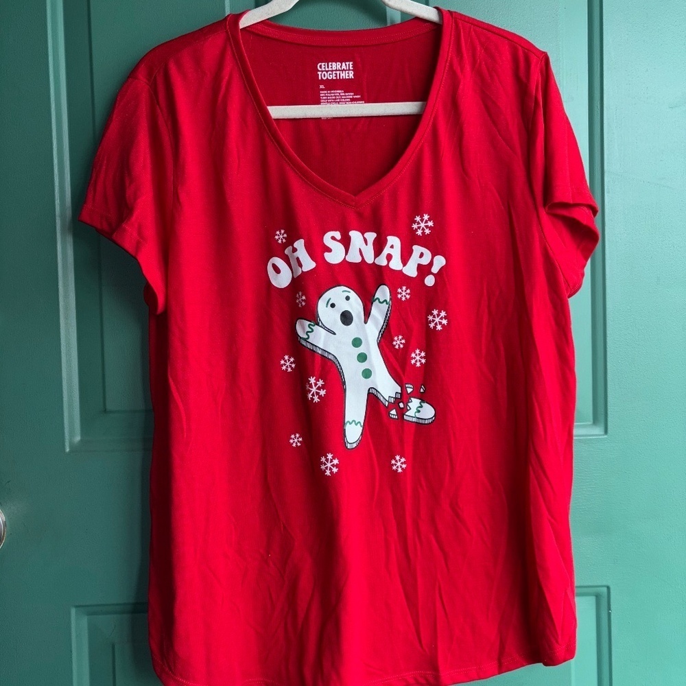 Celebrate together XL Holiday tshirt